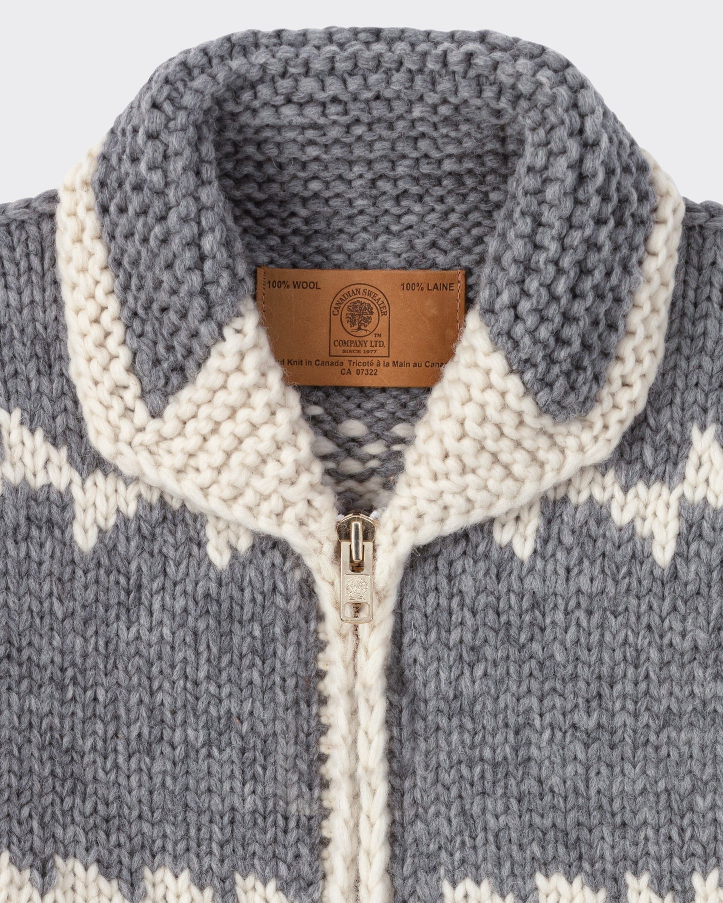 Pull Cowichan : Gris-Écru-Marron