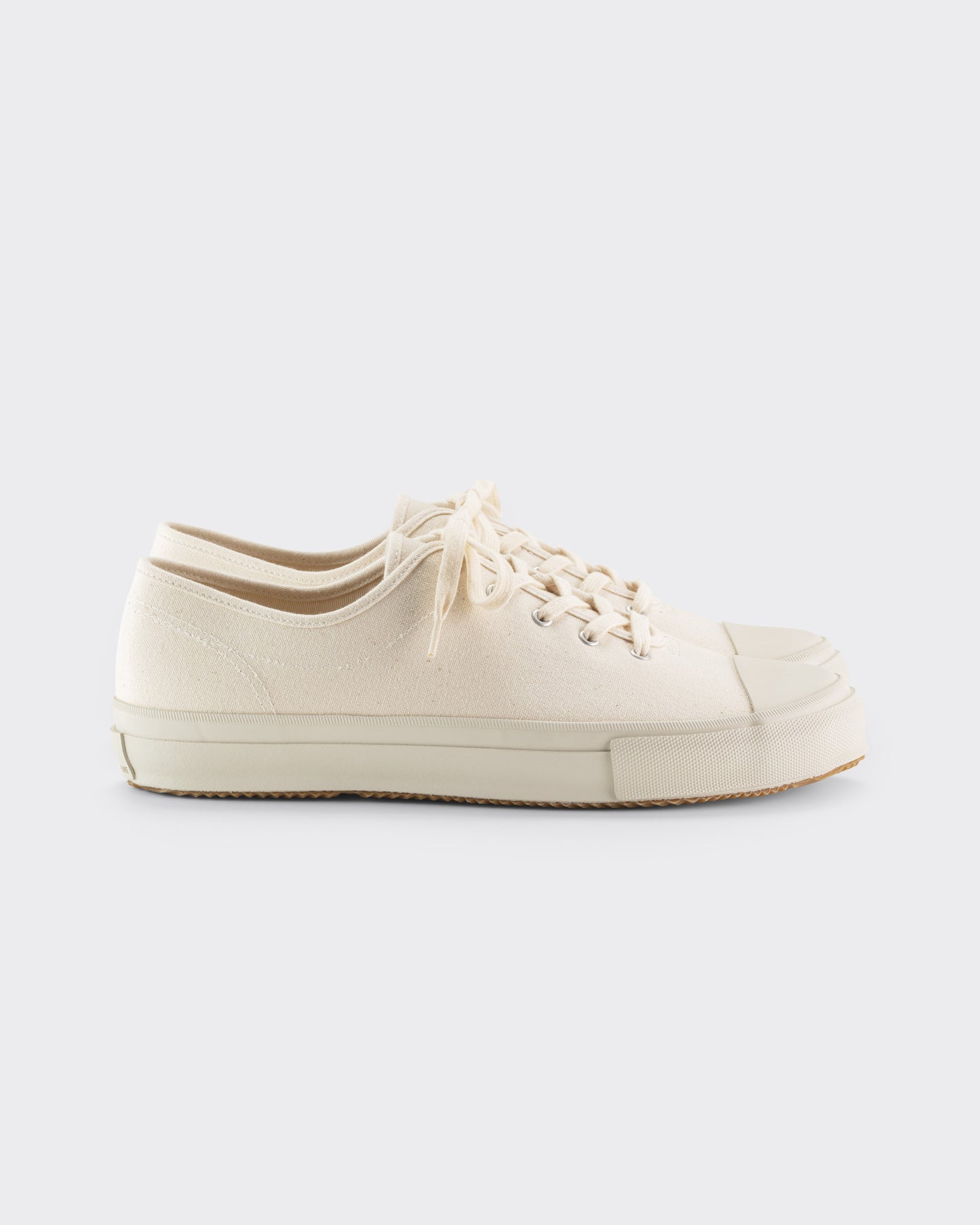 Ubal : White