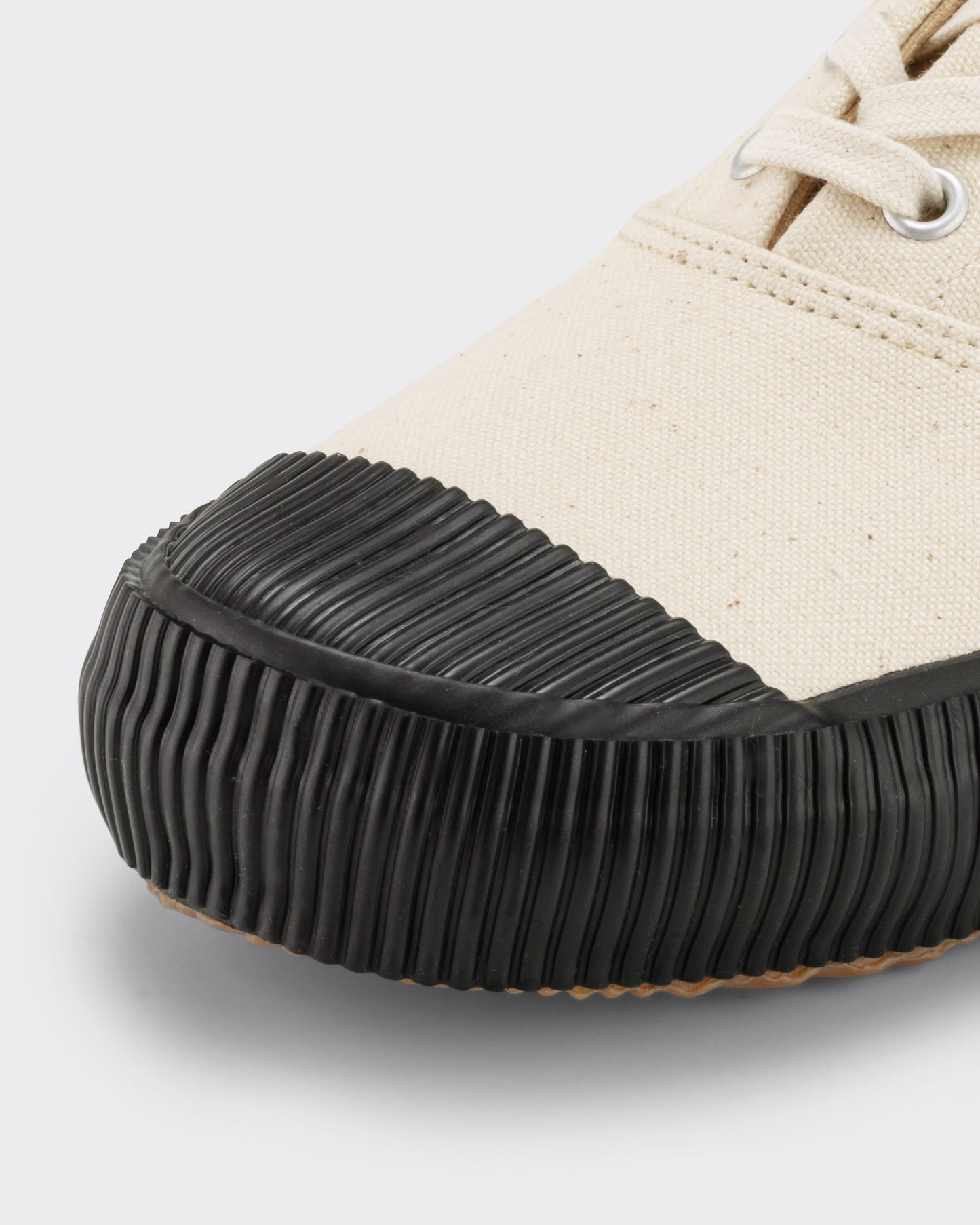 Shellcap : Ecru/Black