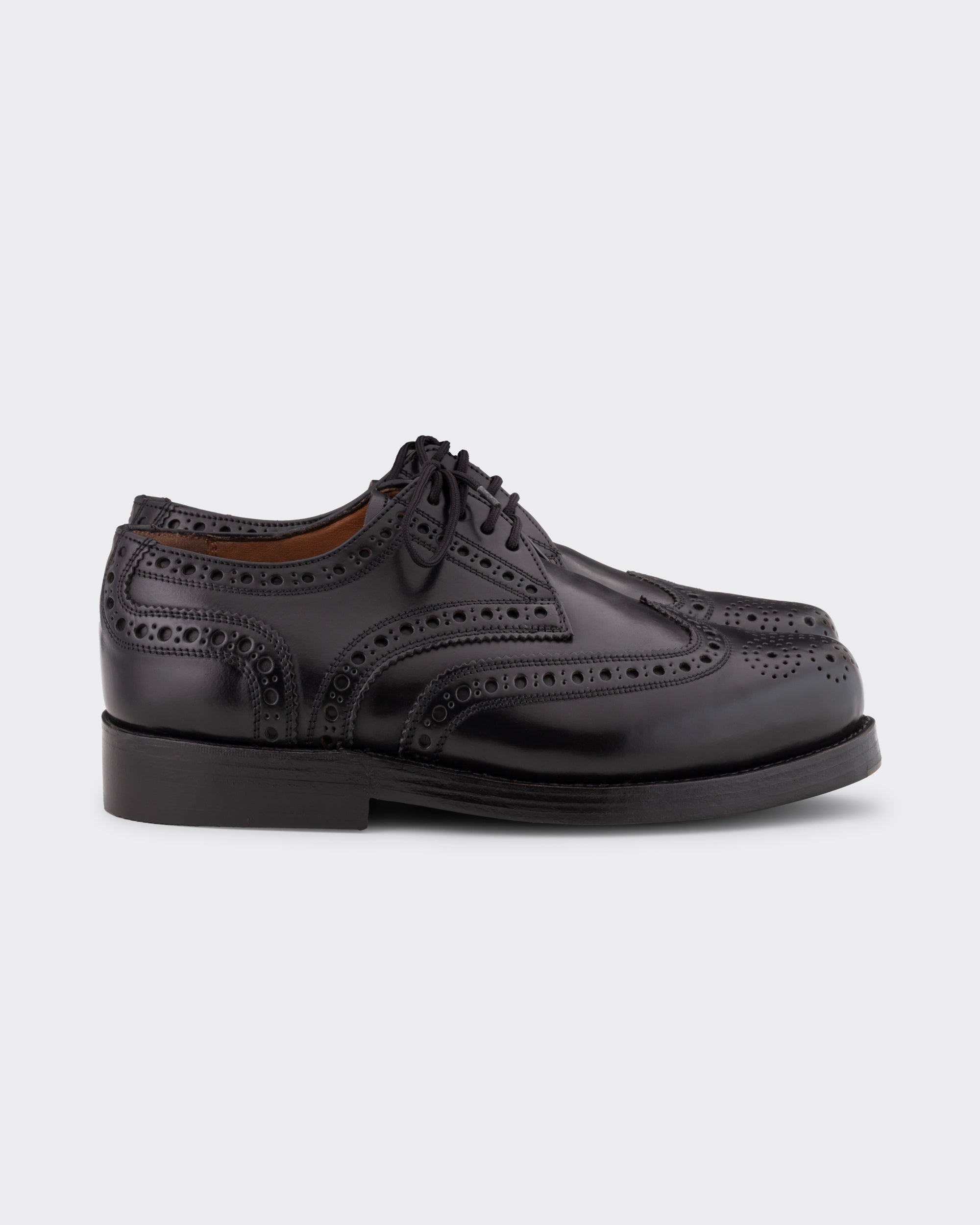 Heinrich Dinkelacker : Cordovan Full Brogue “Rio” Derby Shoes Heinrich Dinkelacker : Cordovan Full Brogue “Rio” Derby Shoes
