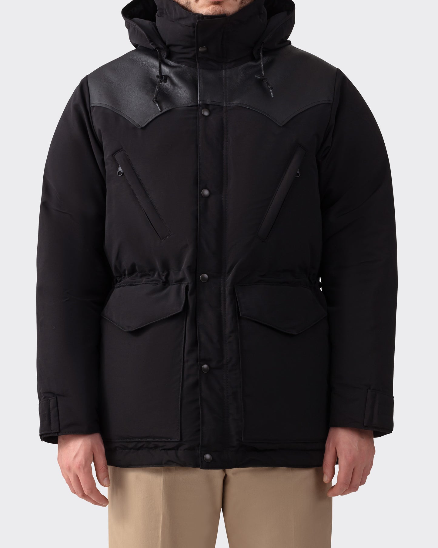Down Mountain Parka : Black