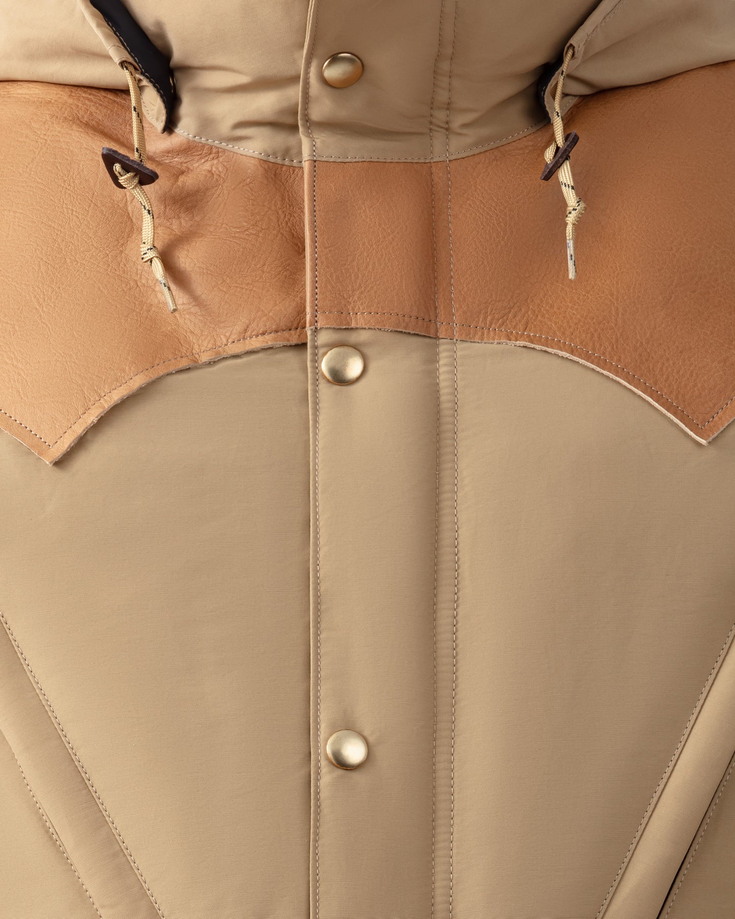Down Mountain Parka : Beige