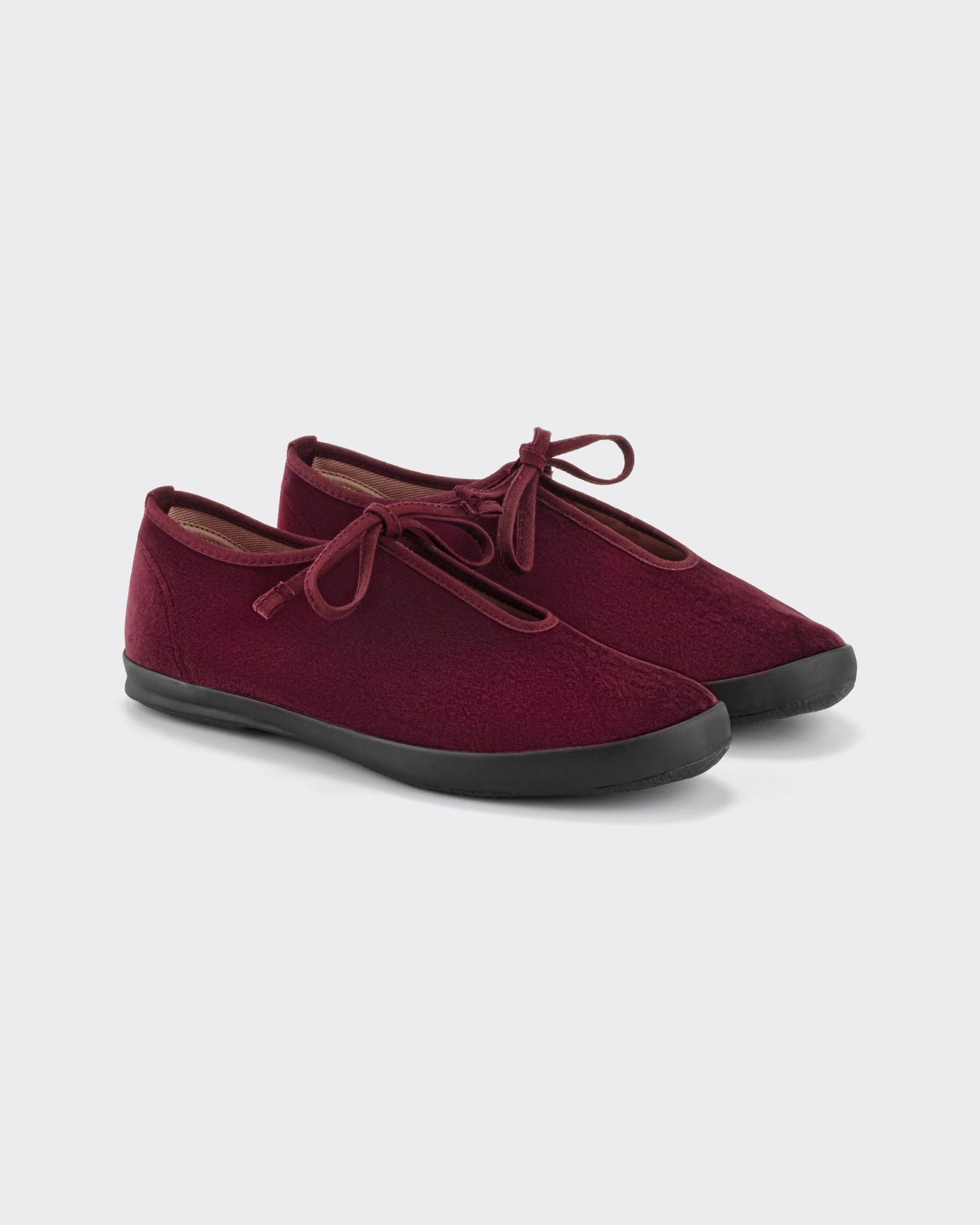 Women Lite Prim in Velvet : Burgandy