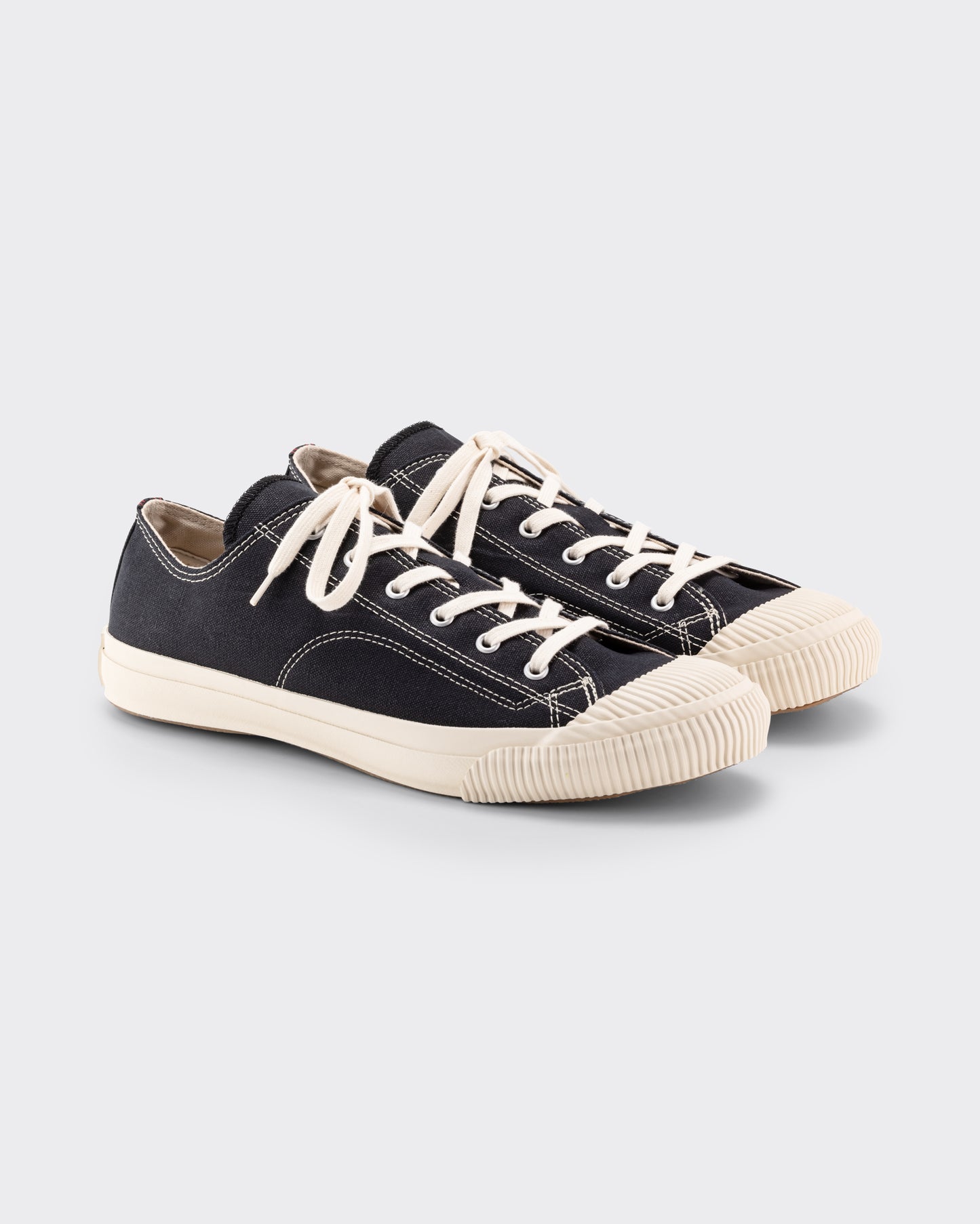 Shellcap Low : Black/Ecru