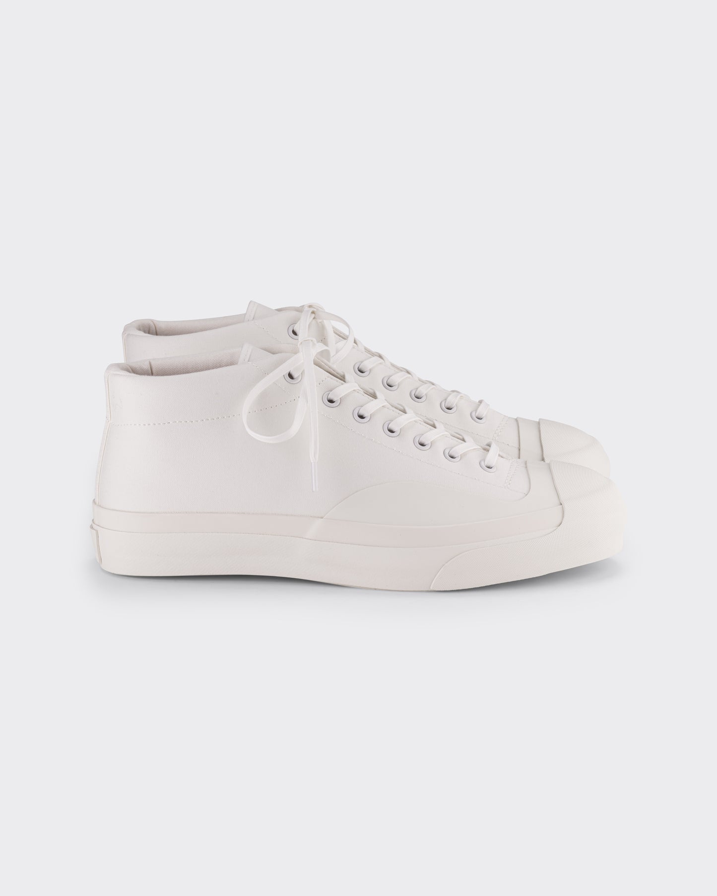 Moonstar for Arpenteur “Sidewalk” : White