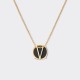 Chain with Onyx Pendant : Yellow Gold