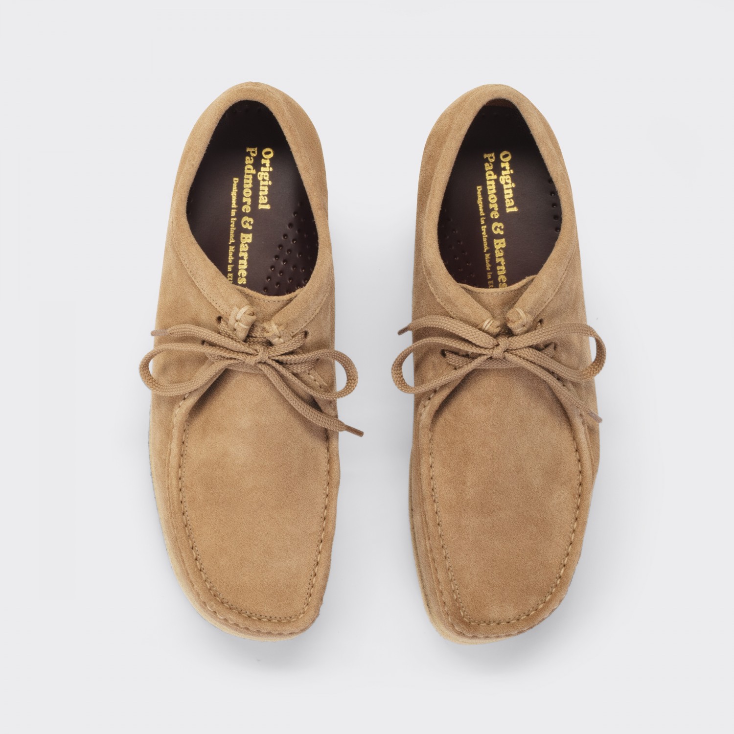 clarks padmore vs wallabee