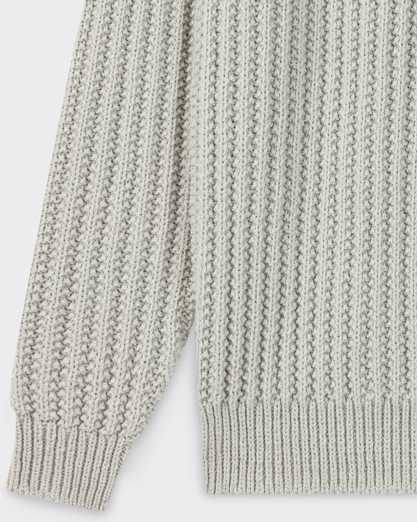 Batoner chunky signature crew neck knit in summer wool, mint green, low gauge, made in Japan Sleeve