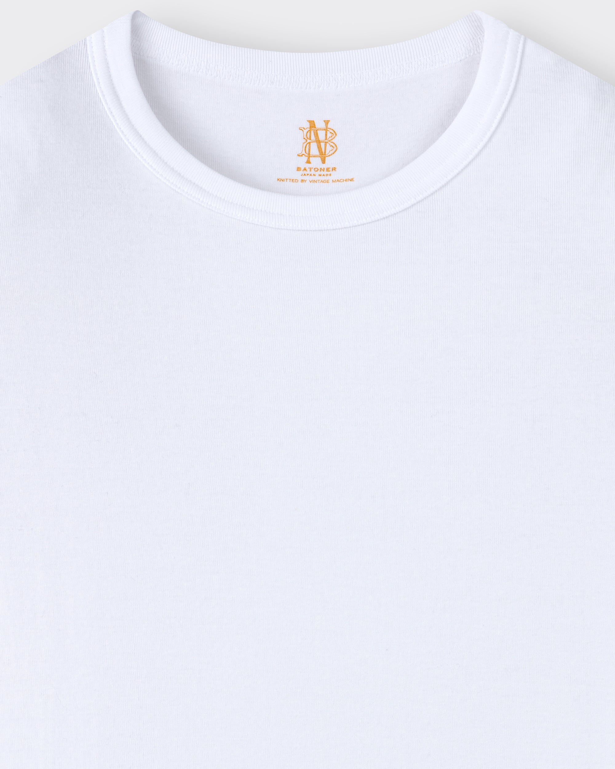 Batoner tubular cotton t-shirt white, ribbed collar detail