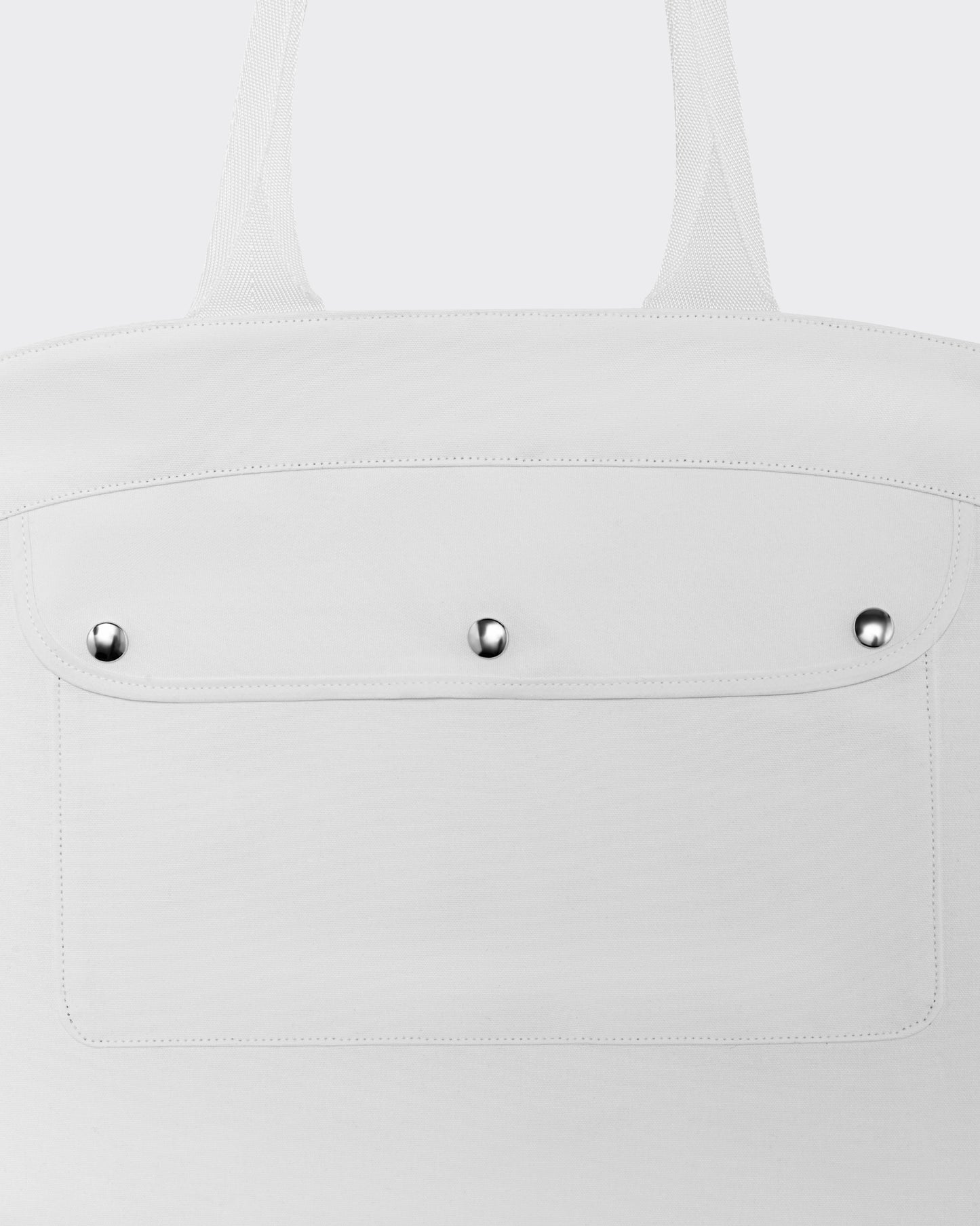 Large interior pocket with snap button – Minitet bag