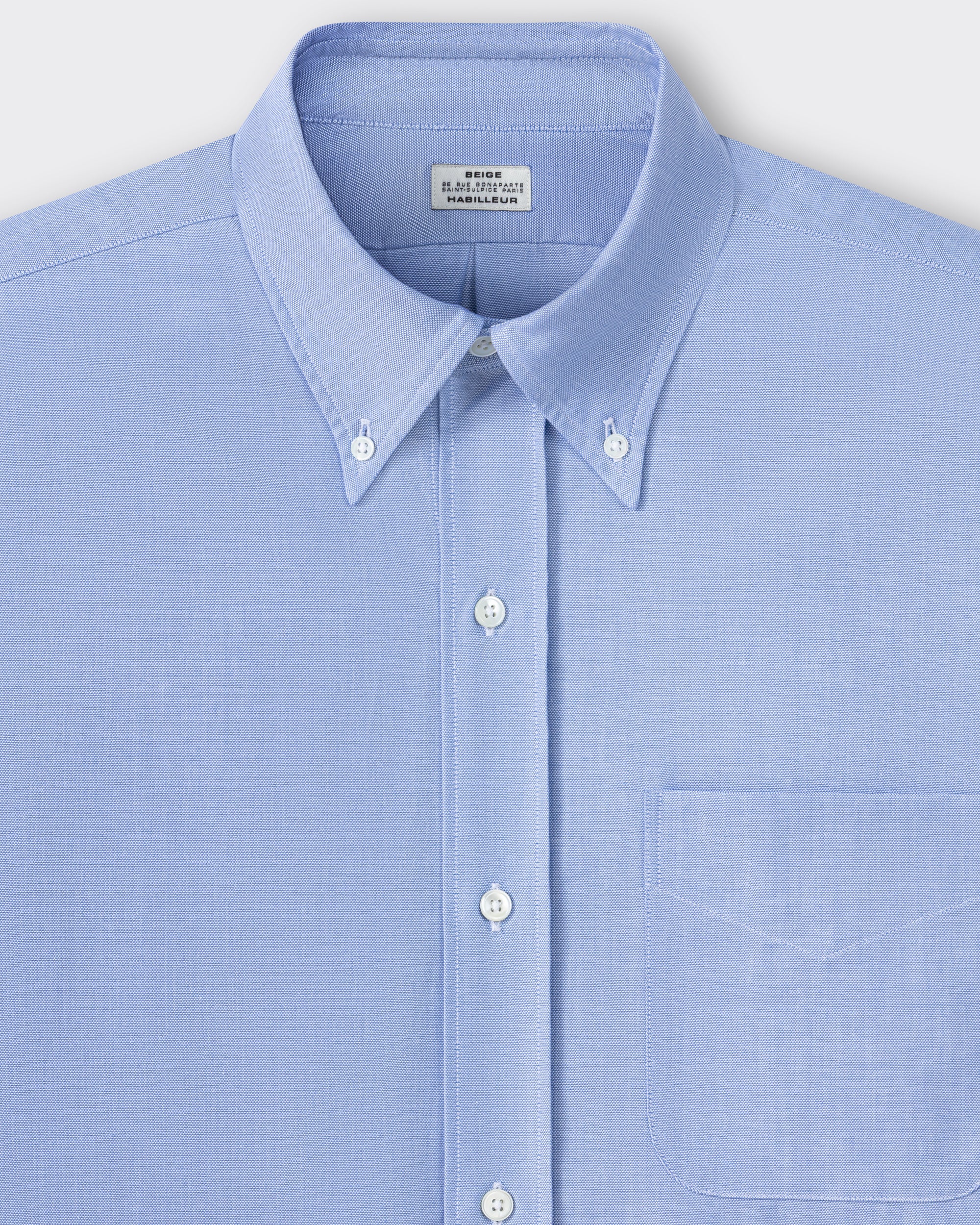 Button-down collar detail, sky blue cotton oxford OCBD shirt, BEIGE HABILLEUR PARIS