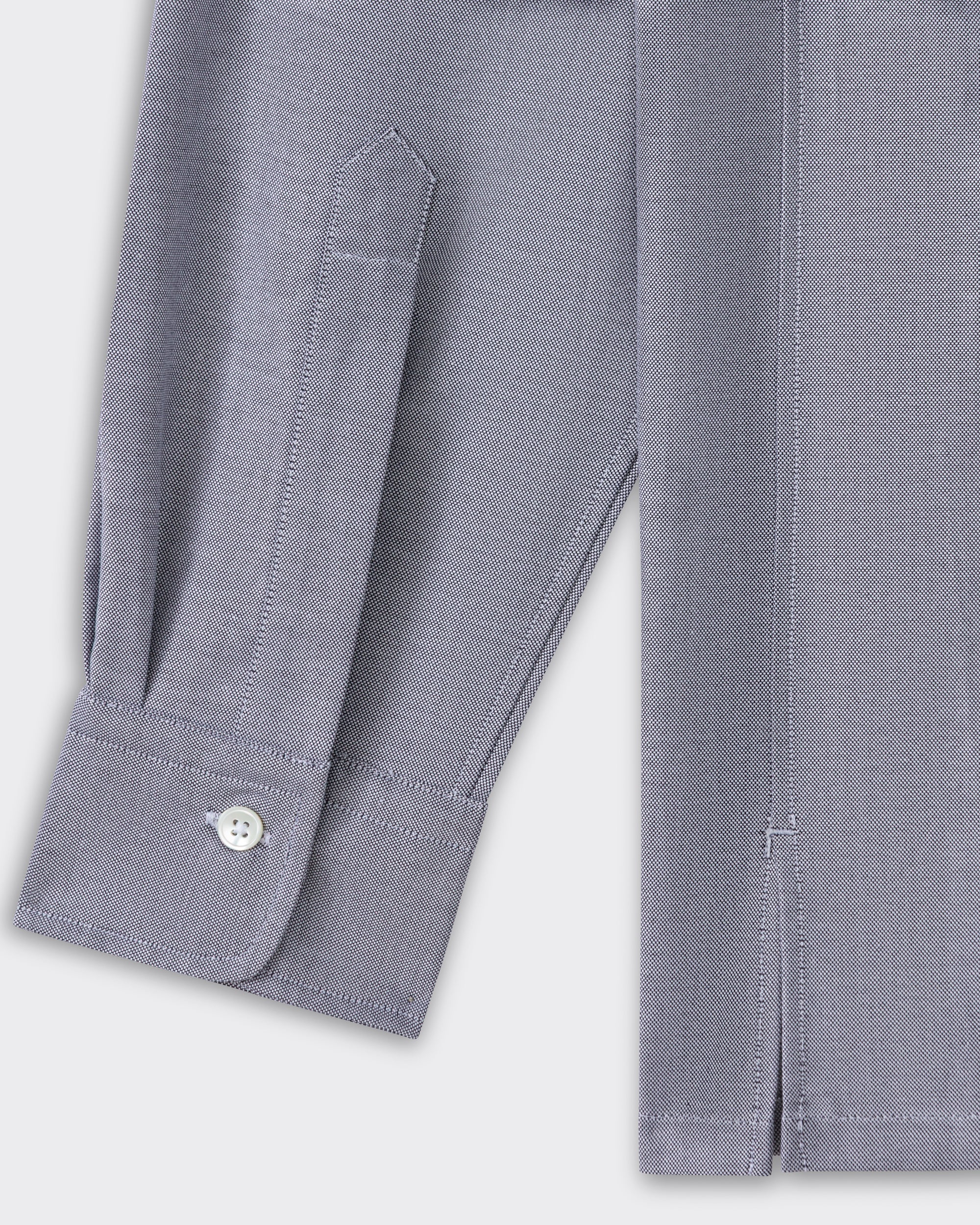 Cuff detail with mother-of-pearl button, grey oxford shirt, BEIGE HABILLEUR PARIS