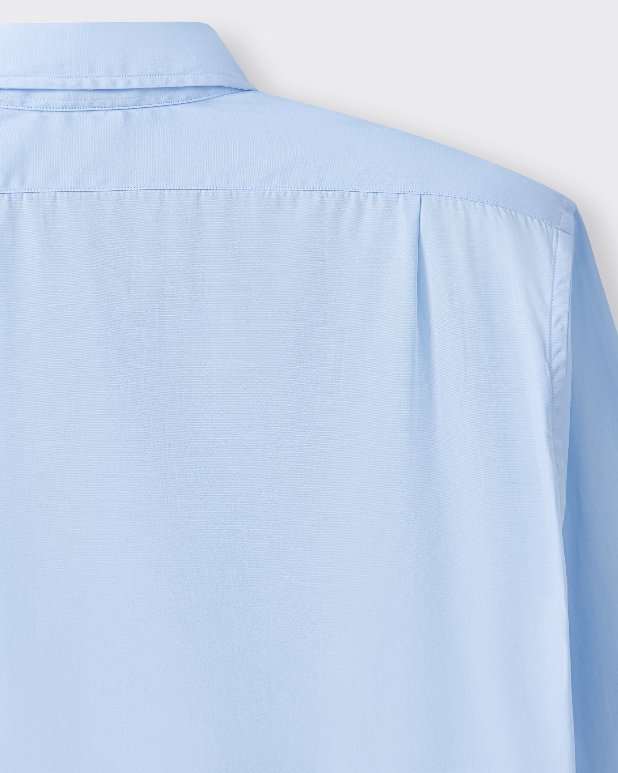 Back pleats detail, sky blue poplin shirt, BEIGE HABILLEUR PARIS