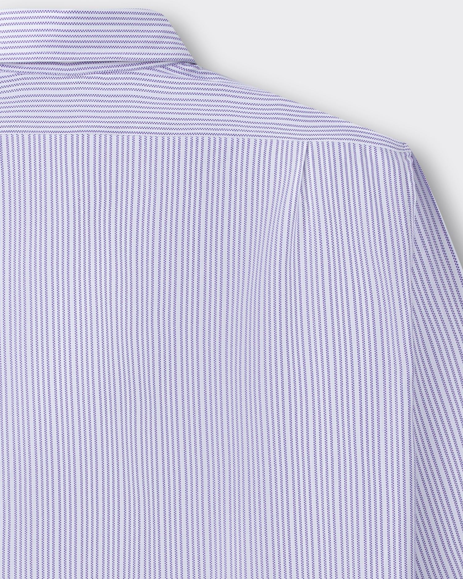 Back pleats detail, white and lavender oxford shirt, BEIGE HABILLEUR PARIS