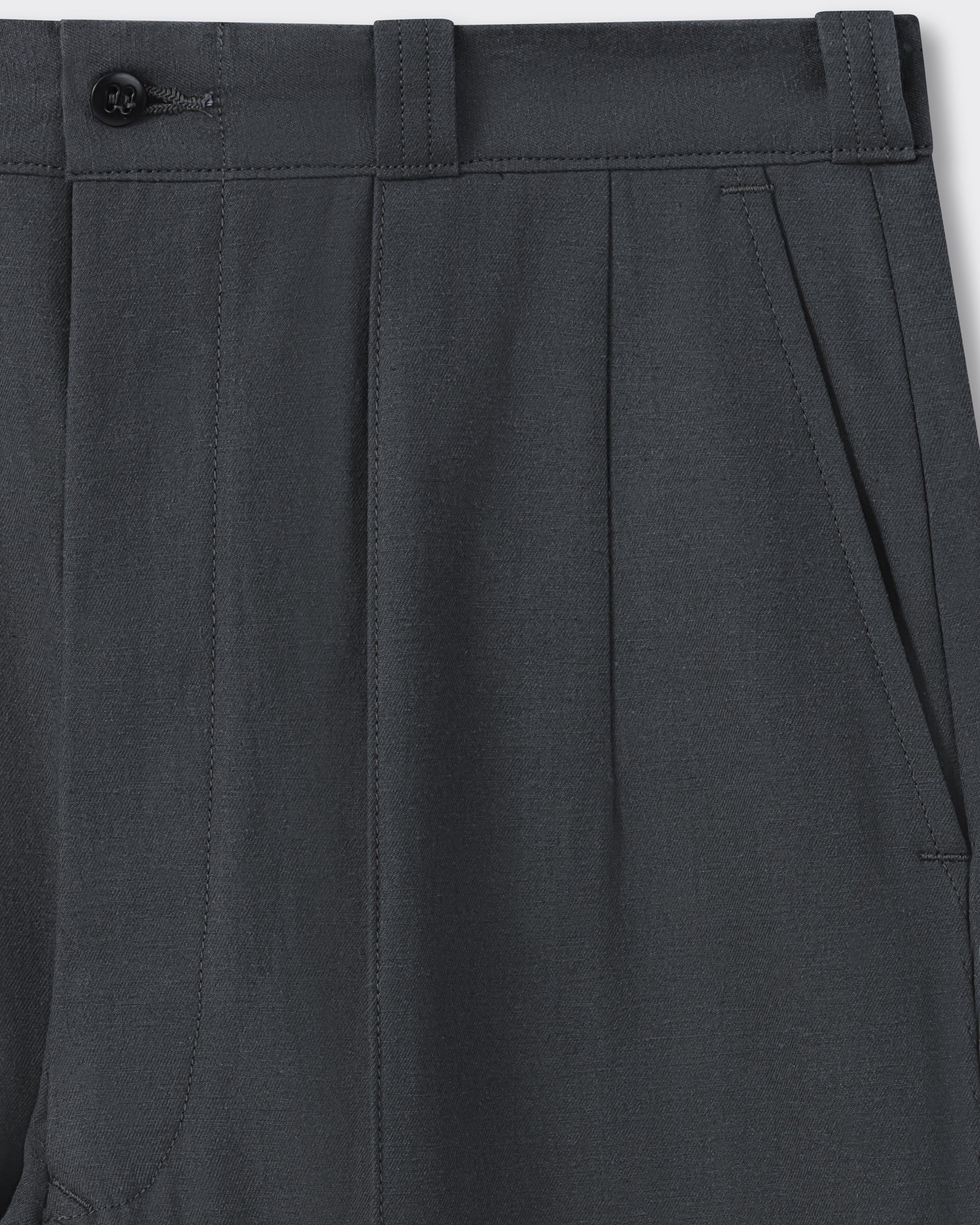 T.T Lot.215 Short à Pinces Coton & Chanvre detail