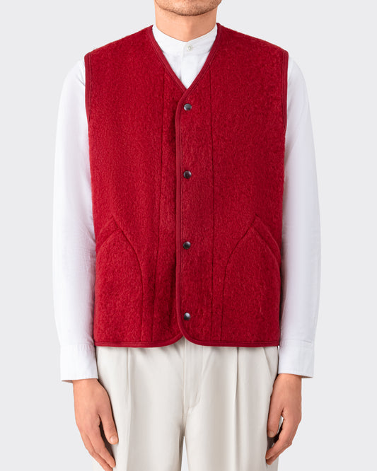“Contour” Wool Vest : Dahlia Red