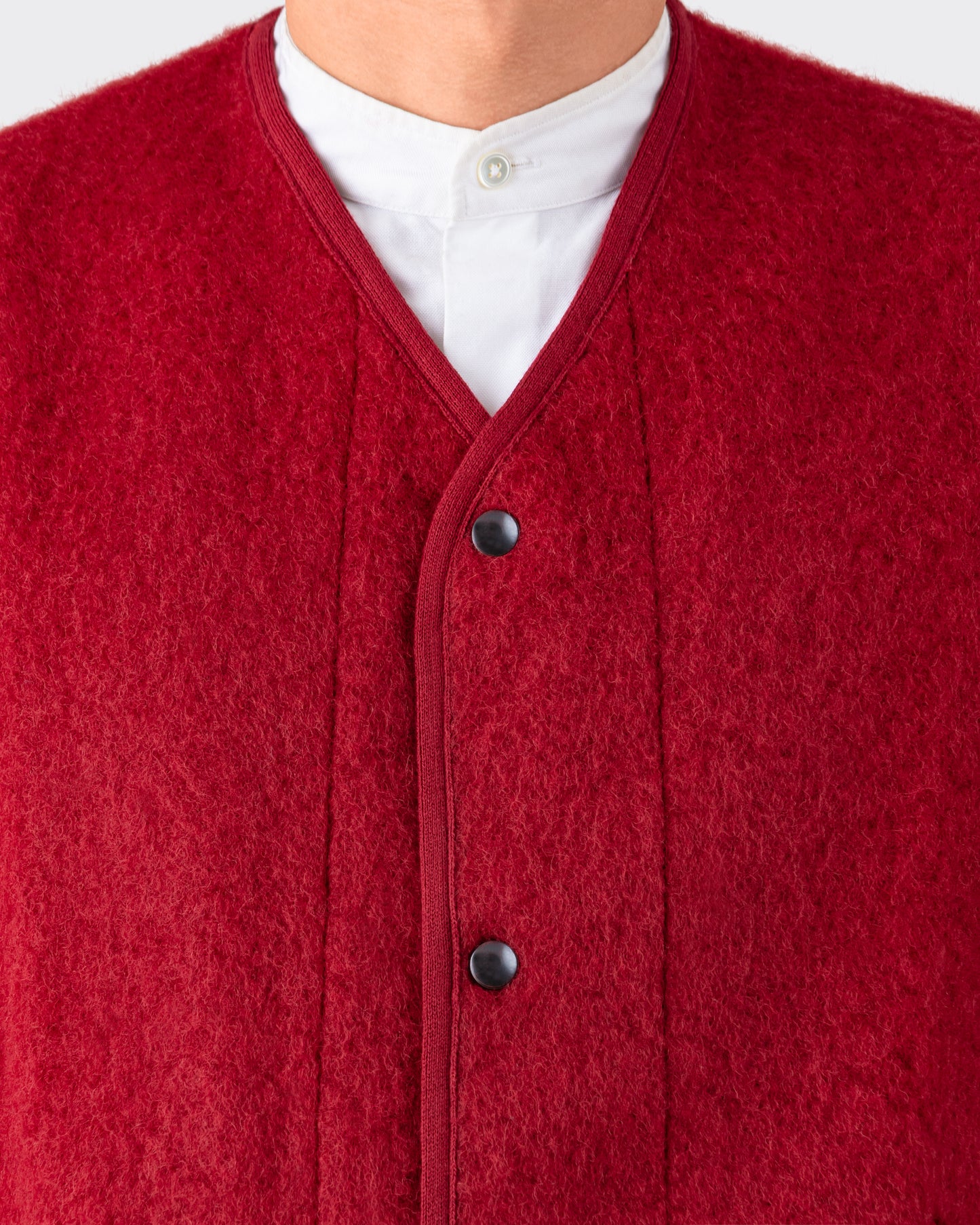 “Contour” Wool Vest : Dahlia Red