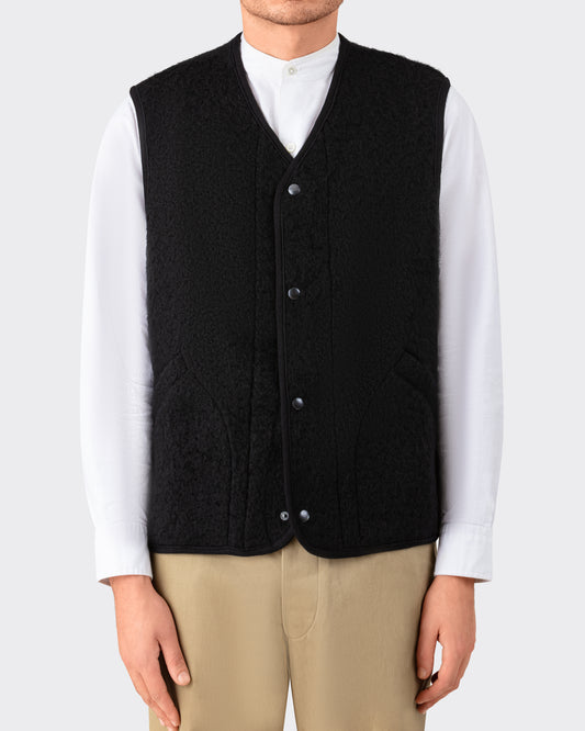 “Contour” Wool Vest : Black