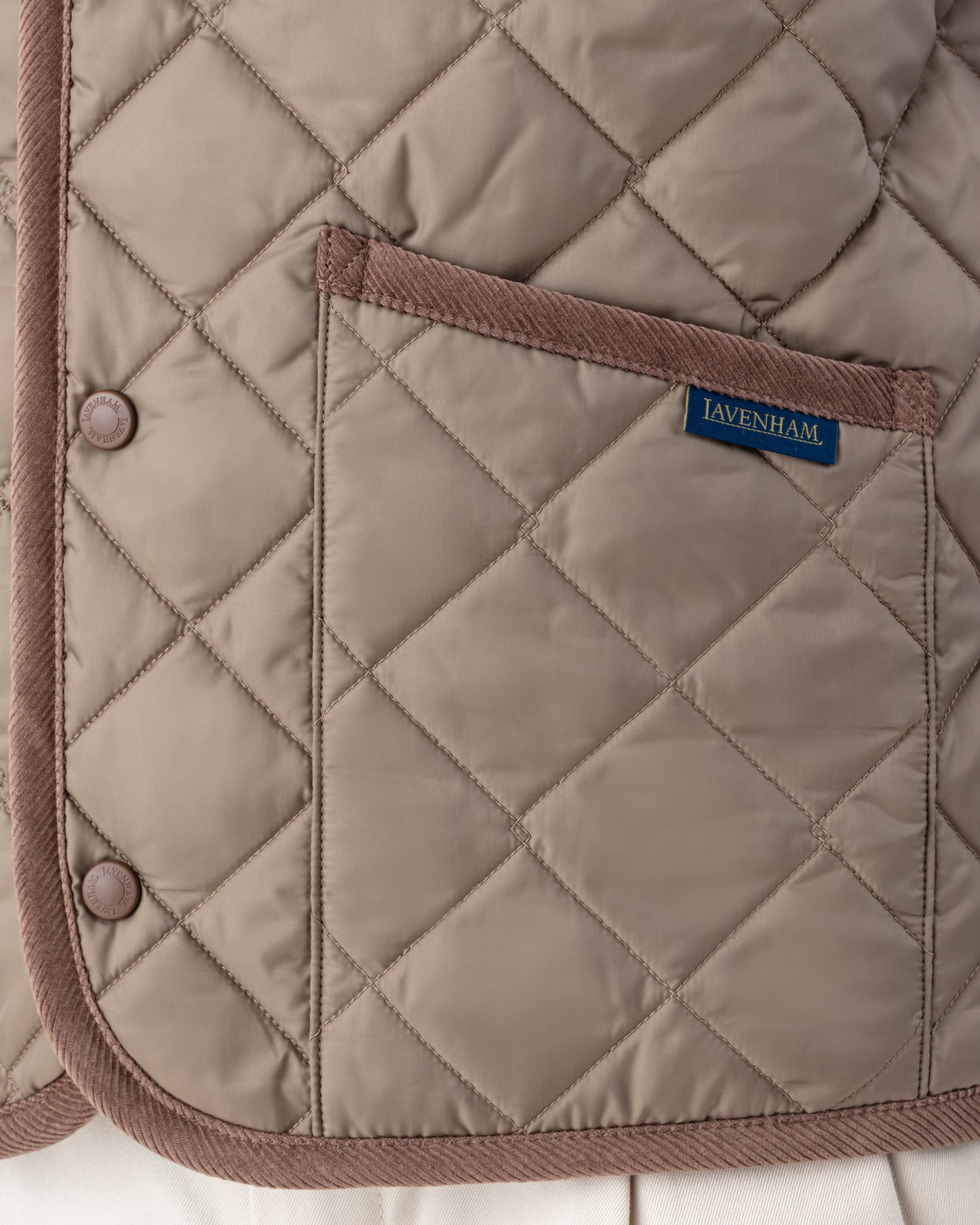 "Thornham" Quilted Gilet : Greige