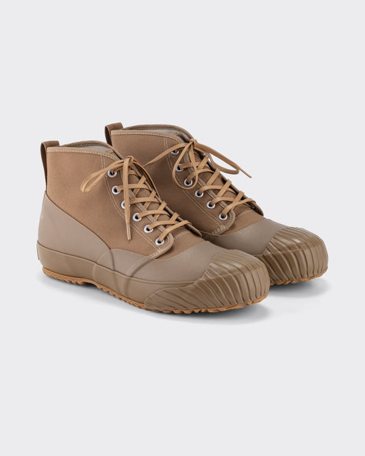 Allweather : Camel