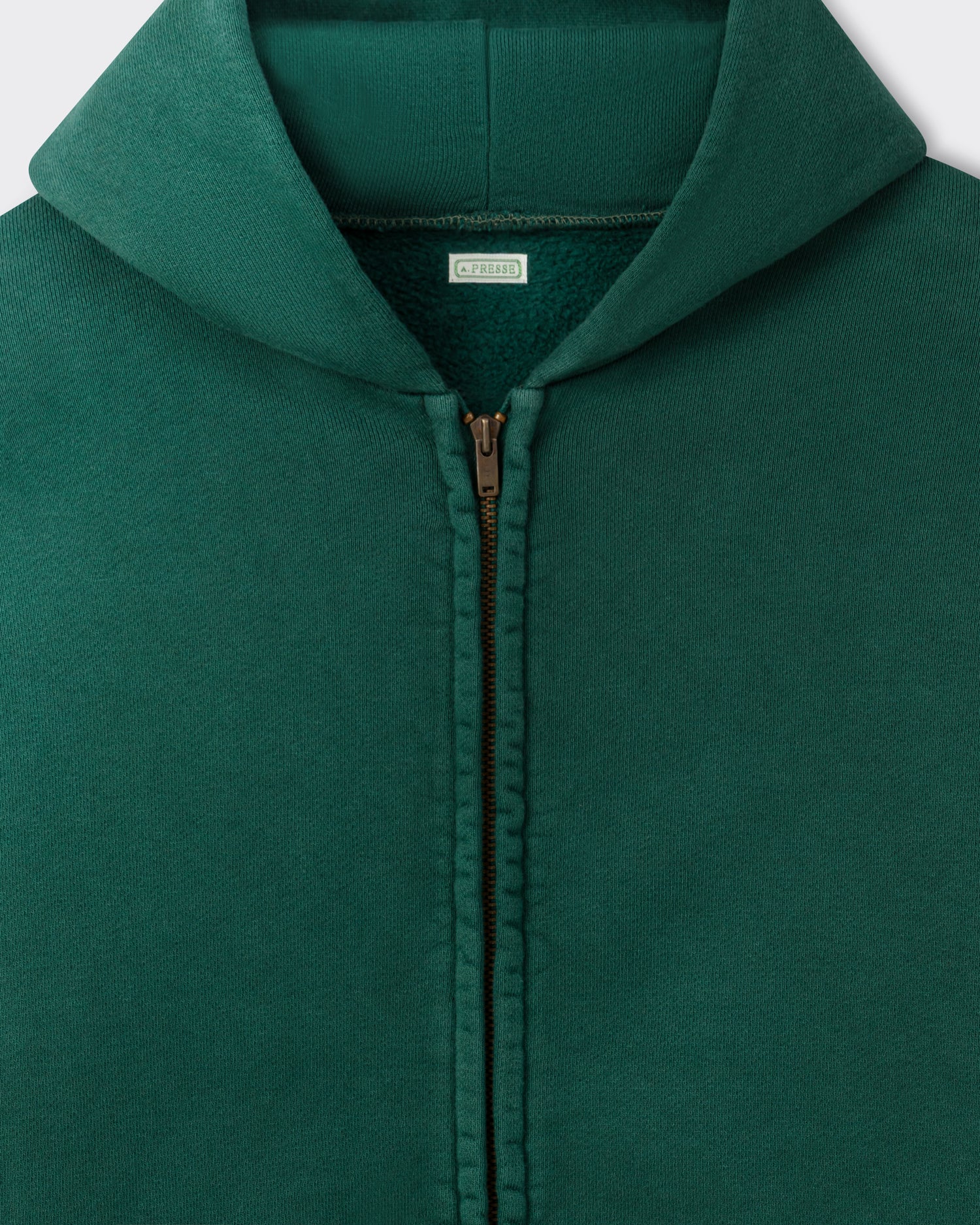 A.PRESSE zip hooded sweatshirt in green cotton fleece, close-up on the fleece and zip
