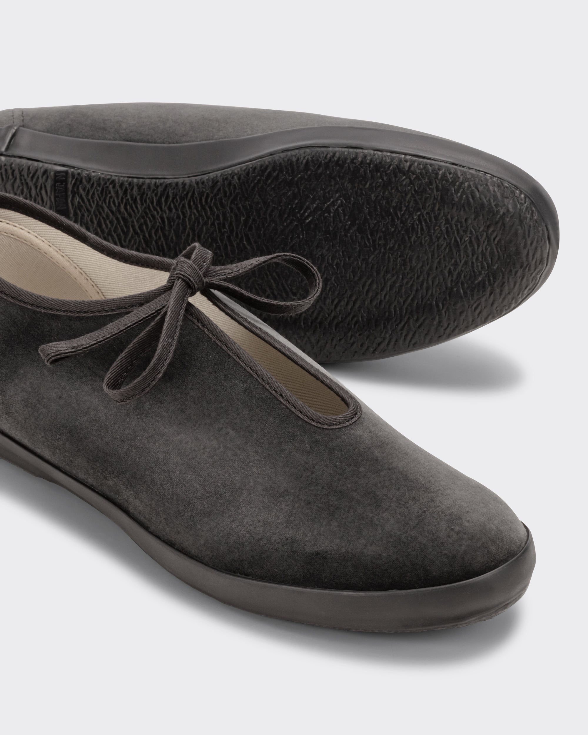 Moonstar Lite Prim women's velvet trainers in charcoal, top view