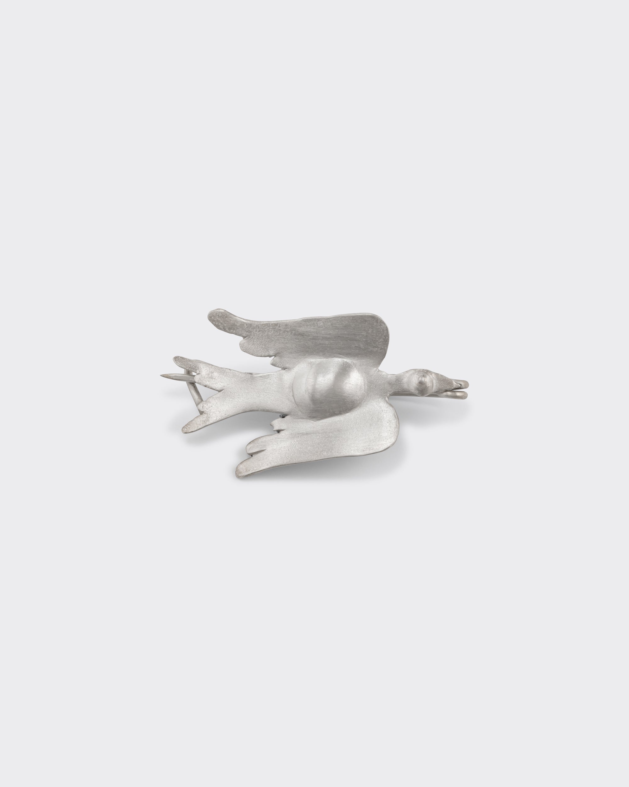 Rier bird brooch in 925 sterling silver by Zoé Mohm, detail view
