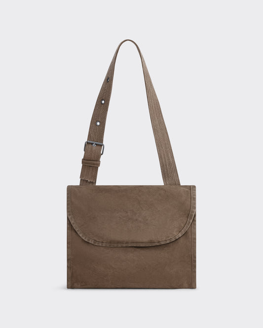 T.T Lot.034 Letter Carrier Bag in brown sulphur-dyed cotton canvas, front view