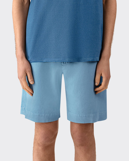 Arpenteur Repos S cotton shorts in pastel worn by model at Beige Habilleur Paris