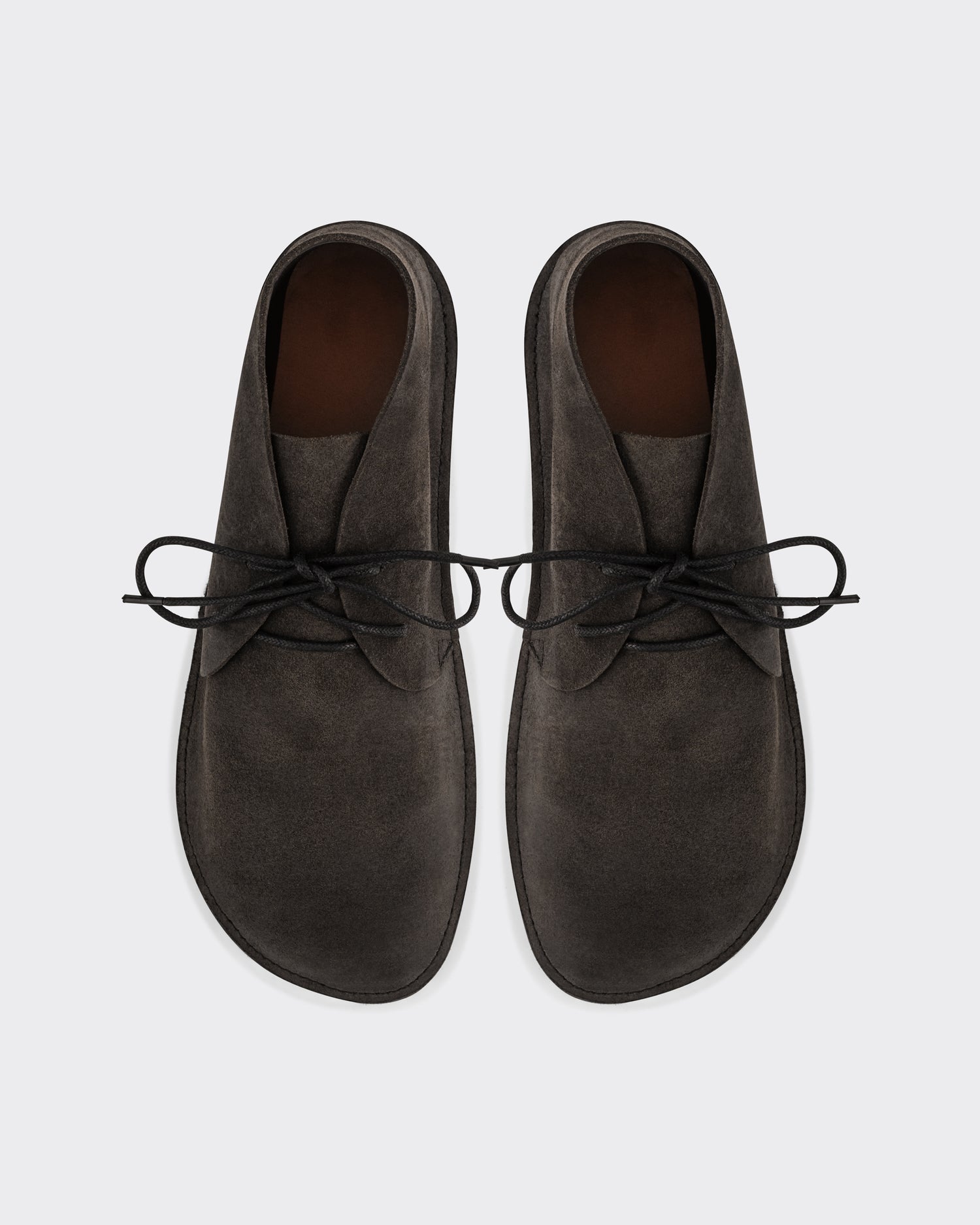 Aurora for BEIGE North Pacific chukka boots in charcoal Horween roughout leather, top view